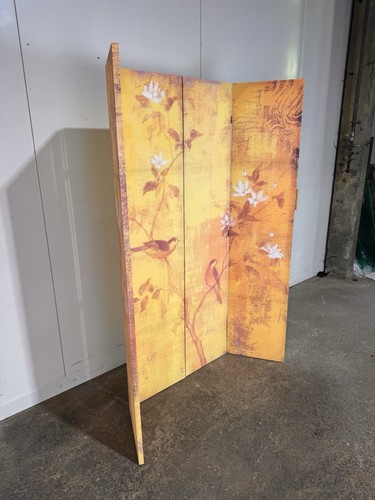 Yellow decorative panel - decorative, room